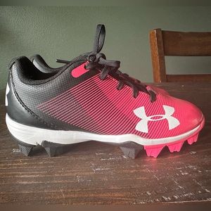 Under Armour Kids Size 13 Pink Cleats - Brand New Never Worn
